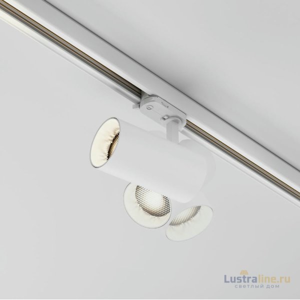 Трековый трехфазный светильник Maytoni Focus Led TR197-3-20WCCT-M-W Трековый трехфазный светильник Maytoni Focus Led TR197-3-20WCCT-M-W