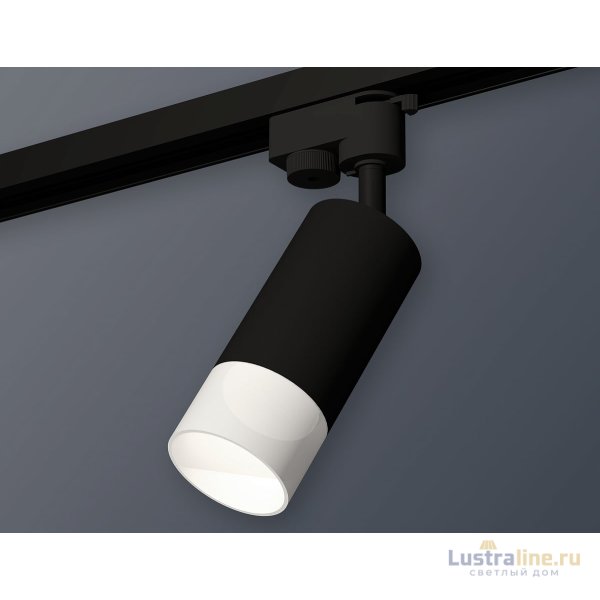 Трековый однофазный светильник Ambrella Light Track System XT6323170 (A2521, C6323, N6252) Трековый однофазный светильник Ambrella Light Track System XT6323170 (A2521, C6323, N6252)