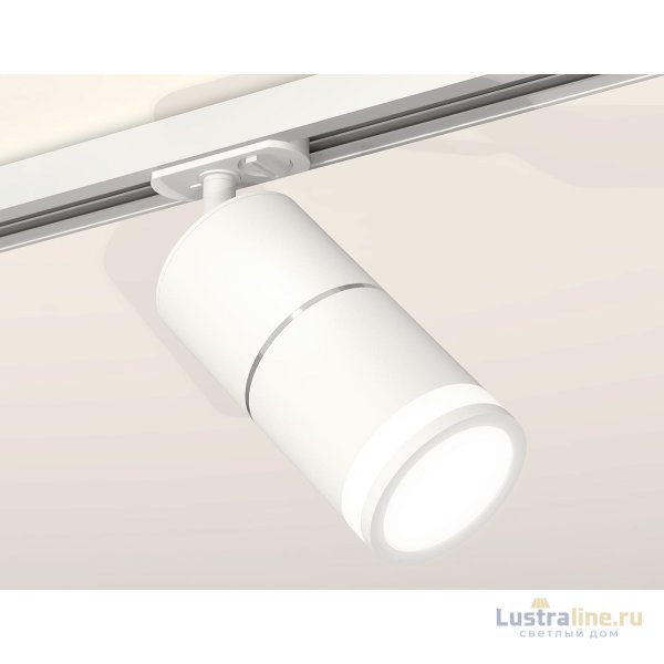 Комплект трекового светильника Ambrella Light Track System XT7401003 (A2536, C7401x2, A2070, N7120) Комплект трекового светильника Ambrella Light Track System XT7401003 (A2536, C7401x2, A2070, N7120)