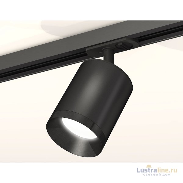 Комплект трекового светильника Ambrella Light Track System XT7422001 (A2537, C7422, N7031) Комплект трекового светильника Ambrella Light Track System XT7422001 (A2537, C7422, N7031)