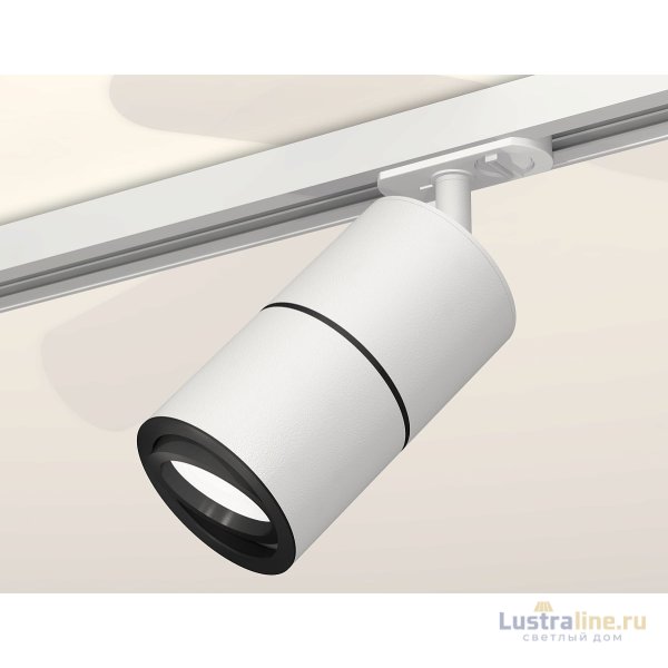 Комплект трекового светильника Ambrella Light Track System XT7401011 (A2536, C7401, A2071, C7401, N7002) Комплект трекового светильника Ambrella Light Track System XT7401011 (A2536, C7401, A2071, C7401, N7002)
