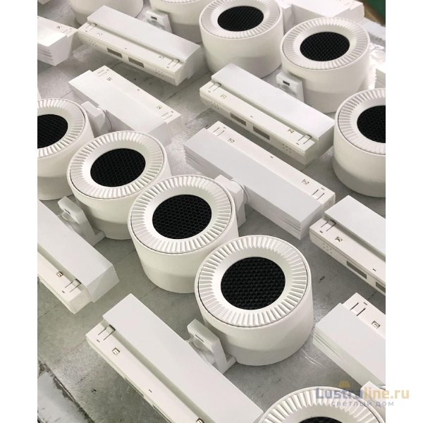Трековый магнитный светильник iLedex Vision SMART 4822-010-D82-12W-38DG-WH (WALL WASHER)