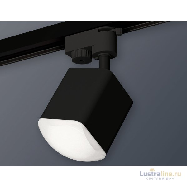 Трековый однофазный светильник Ambrella Light Track System XT7813023 (A2521, C7813, N7756) Трековый однофазный светильник Ambrella Light Track System XT7813023 (A2521, C7813, N7756)