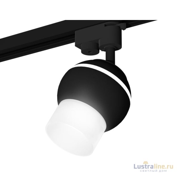 Трековый однофазный светильник с подсветкой Ambrella Light Track System XT1102072 (A2521, C1102, N7170) Трековый однофазный светильник с подсветкой Ambrella Light Track System XT1102072 (A2521, C1102, N7170)
