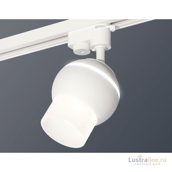Трековый однофазный светильник Ambrella Light Track System XT1101072 (A2520, C1101, N7170)
