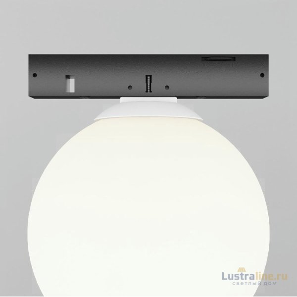 Трековый магнитный светильник Maytoni Luna TR185-1-3W4K-B