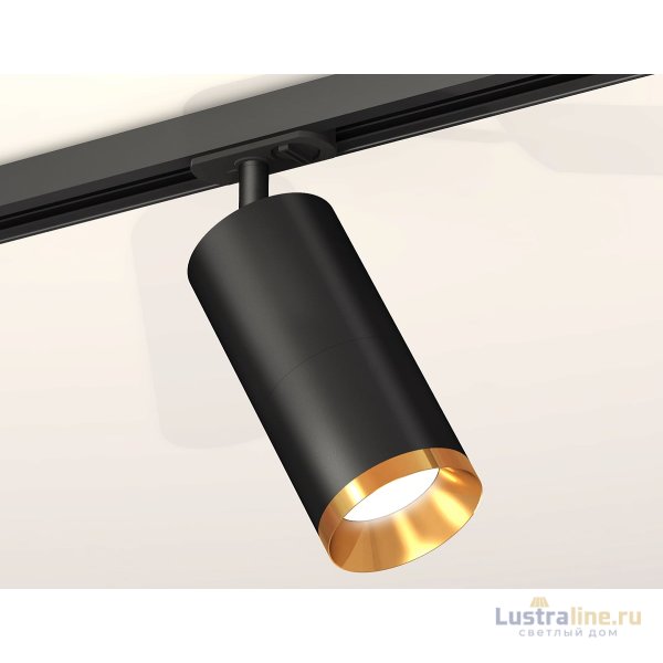 Комплект трекового светильника Ambrella Light Track System XT7402101 (A2537, C7422, A2011, C7402, N7034) Комплект трекового светильника Ambrella Light Track System XT7402101 (A2537, C7422, A2011, C7402, N7034)