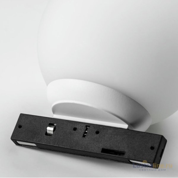 Трековый однофазный светильник Lightstar Linea 206637