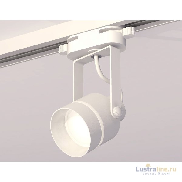 Трековый однофазный светильник Ambrella Light Track System XT6601081 (C6601, N6228) Трековый однофазный светильник Ambrella Light Track System XT6601081 (C6601, N6228)