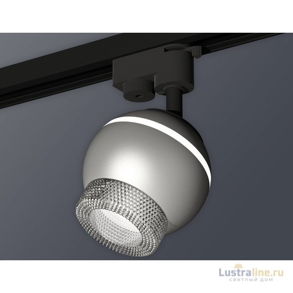 Трековый однофазный светильник с подсветкой Ambrella Light Track System XT1103040 (A2521, C1103, N7191) Трековый однофазный светильник с подсветкой Ambrella Light Track System XT1103040 (A2521, C1103, N7191)