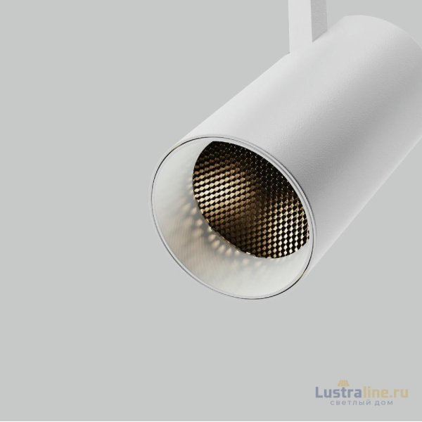 Трековый трехфазный светильник Maytoni Focus Led TR197-3-12WCCT-M-W Трековый трехфазный светильник Maytoni Focus Led TR197-3-12WCCT-M-W