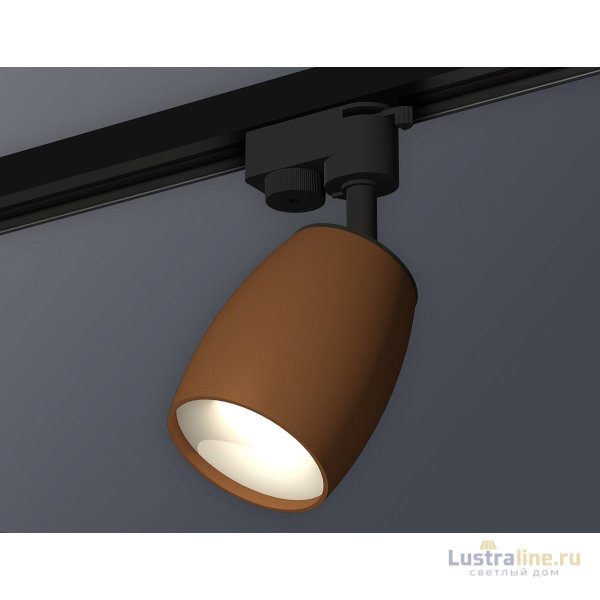 Трековый однофазный светильник Ambrella Light Track System XT1124030 (A2521, C1124, N7010) Трековый однофазный светильник Ambrella Light Track System XT1124030 (A2521, C1124, N7010)