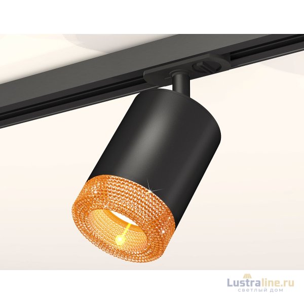 Комплект трекового светильника Ambrella Light Track System XT7422011 (A2537, C7422, N7195) Комплект трекового светильника Ambrella Light Track System XT7422011 (A2537, C7422, N7195)