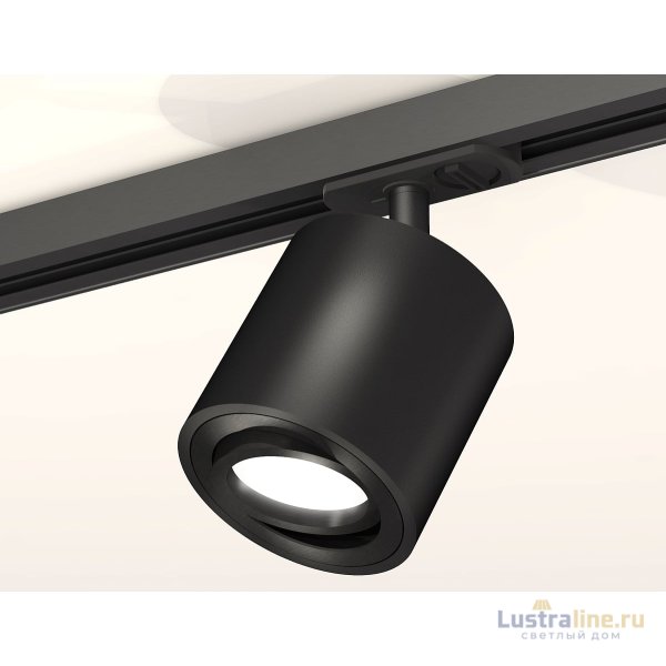 Комплект трекового светильника Ambrella Light Track System XT7532020 (A2537, C7532, N7002) Комплект трекового светильника Ambrella Light Track System XT7532020 (A2537, C7532, N7002)