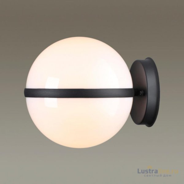 Настенный светильник Odeon Light 4832/1W Настенный светильник Odeon Light 4832/1W