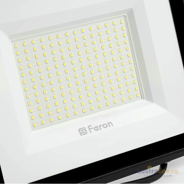 Светодиодный прожектор Feron LL923 32104
