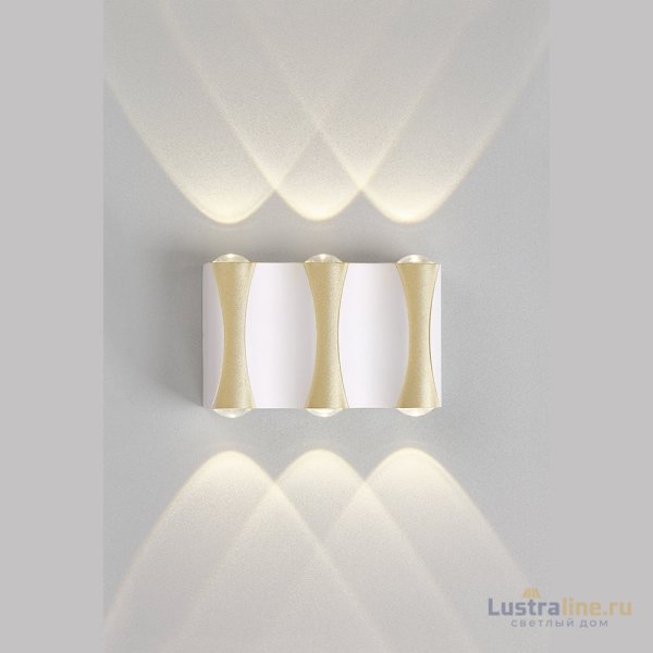 Уличный настенный светильник Crystal Lux CLT 022W3 WH-GO 4000K Уличный настенный светильник Crystal Lux CLT 022W3 WH-GO 4000K